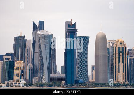 Skyline Doha am Nachmittag in Doha Corneach, Katar 10-04-2024 Stockfoto