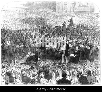 A Sketch beim Händel Festival im Crystal Palace, [London], 1865. Blick auf die Vorderseite des Orchesters, mit einigen der Hauptdarsteller, bei diesem großen Anlass... der Chor bestand aus etwa 3600 Stimmen, und die Instrumente hatten eine Zahl von etwa 400, der gesamte Klangkörper überstieg 4000 - eine Zahl, die in den Annalen der modernen Musik noch nie dagewesene war. Die Solodarsteller waren Mdlle. Adelina Patti, Mdme. Lemmens-Sherrington, Mdme. Sainton-Dolby, Mr. Sims Reeves, Mr. Cummings, Mr. Weiss und Mr. Santley. Aus Illustrated London News, 1865. Stockfoto