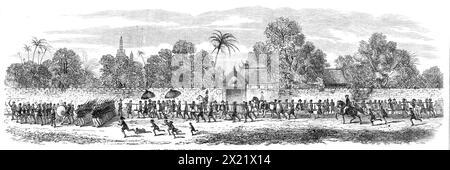 Admiral King's Besuch beim König von Siam in Bangkok: Prozession vom königlichen Landeplatz zum Palast, 1865. Gravur einer Skizze von Mr. R. Campbell Bates, einem Offizier der Prinzessin Royal, die zeigt... Die Prozession an Land... einige der Offiziere (die beiden unter den Regenschirmen waren Admiral King und Mr. T. G. Knox, der englische Konsul) wurden mit Stühlen versehen, die von vier Kolien getragen wurden, während andere zu Pferd montiert waren. Es gab 22 Offiziere der Prinzessin Royal und vier des Konsulats, mit 50 oder 60 Seeleuten und Marines... der König von Siam... hält seinen Hof i Stockfoto