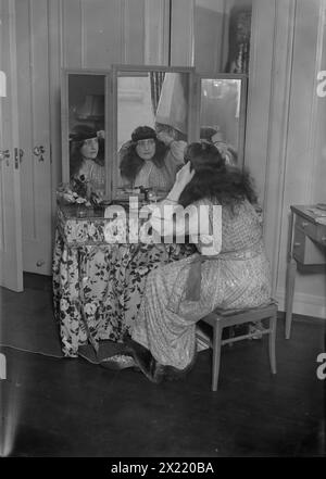 Gabrielle Gills, 1917. Zeigt die französische Sopransängerin Gabrielle Gills, deren erster Auftritt am 28. Januar 1917 in New York war. Stockfoto