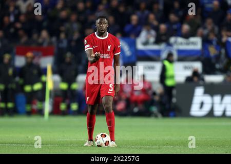 Bergamo, Italien. April 2024. Ibrahima Konate von Liverpool FC im zweiten Legspiel der UEFA Europa League zwischen Atalanta BC und Liverpool FC im Gewiss-Stadion am 18. April 2024 in Bergamo, Italien. Quelle: Marco Canoniero/Alamy Live News Stockfoto