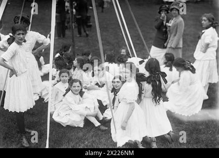 May Pole - Central Park, zwischen 1910 und 1915. Stockfoto