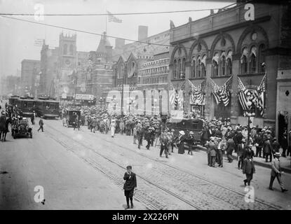 Convention Crowd - Chicago, 1912. 1912 Republican National Convention fand vom 18. Bis 22. Juni im Chicago Coliseum in Chicago, Illinois, statt. Stockfoto