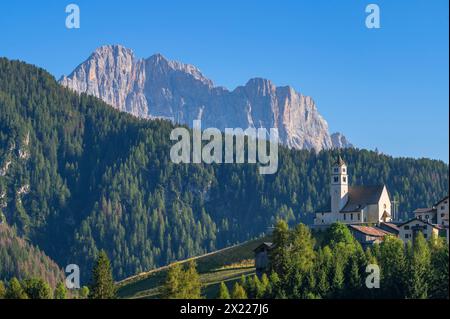 Colle Santa Lucia mit der Civetta, Provinz Belluno, Südtirol, Alpen, Dolomiten, Veneto, Venetien, Italien Stockfoto