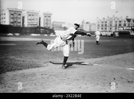 Russ Ford, New York AL (Baseball), 1912. Zeigt den Baseballspieler Russell William Ford (1883–1960). Stockfoto