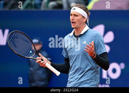 München, Deutschland. April 2024. Tennis: ATP Tour - München, Singles, Männer, Viertelfinale. Zverev (Deutschland) - Garin (Chile). Alexander Zverev in Aktion. Quelle: Sven Hoppe/dpa/Alamy Live News Stockfoto