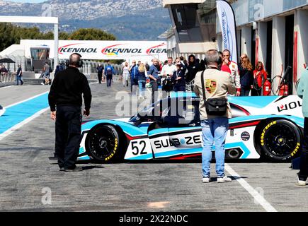 Le Castellet, Frankreich. April 2024. © PHOTOPQR/NICE MATIN/Frank Muller ; le castellet ; 19/04/2024 ; Circuit paul ricard GP Prix de France Historique au Castellet du 19 au 21 avril 2024 - historischer großer Preis von Frankreich 19.-20.-21. April 2024 | Circuit Paul Ricard Credit: MAXPPP/Alamy Live News Stockfoto