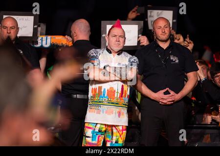 ROTTERDAM, NIEDERLANDE - 18. APRIL: Peter Wright von Schottland während der BetMGM Premier League Darts 2024 - Rotterdam am 18. April 2024 in Rotterdam, Niederlande. (Foto: Joris Verwijst/BSR Agency) Stockfoto