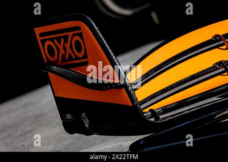 McLaren F1 Team MCL38, mechanischer Frontflügel während des Formel 1 Lenovo Grand Prix 2024, 5. Runde der Formel 1 Weltmeisterschaft 2024 vom 19. Bis 21. April 2024 auf dem Shanghai International Circuit in Shanghai, China Stockfoto