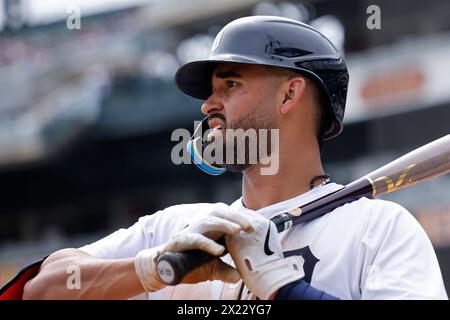 DETROIT, MI – 18. APRIL: Der Outfield der Detroit Tigers, Riley Greene (31), wartet am 18. April 2024 im Comerica Park in Detroit, Michigan, auf einen Schlag während eines MLB-Spiels gegen die Texas Rangers. (Foto: Joe Robbins/Image of Sport) Stockfoto