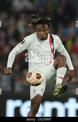 Roma, Italien. April 2024. Samuel Chukwueze des AC Mailand während des Fußballspiels der UEFA Europe League im zweiten Legs der Viertelfinale zwischen Roma und Milan FC im Olympiastadion in Rom, Italien - Donnerstag, 18. April 2024 - Sport Soccer (Foto: Alfredo Falcone/LaPresse) Credit: LaPresse/Alamy Live News Stockfoto