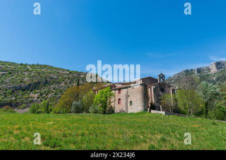 Das Dorf Navcelles im Canyon von Navacelles, Hérault, Frankreich Stockfoto