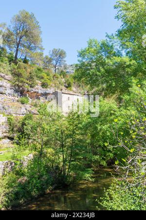 Das Dorf Navcelles im Canyon von Navacelles, Hérault, Frankreich Stockfoto