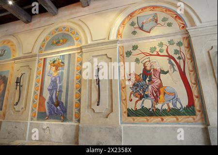 Gemälde an einer Wand, Le Petit Louvre, Avignon, Vaucluse, Provence-Alpes-Cote d'Azur, Südfrankreich, Frankreich Stockfoto