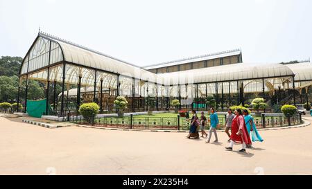 Glashaus im Lalbagh Botanischen Garten, Bengaluru, Karnataka, Indien. Stockfoto