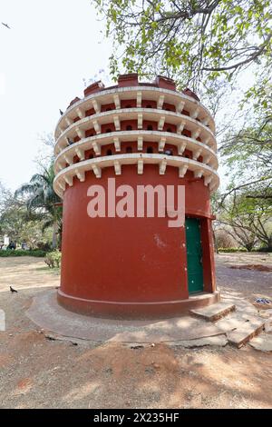 Taubenhaus in Lalbagh Botanical Garden, Bengaluru, Karnataka, Indien. Stockfoto