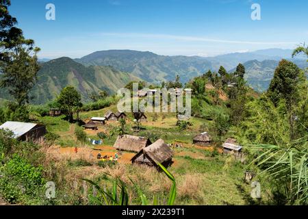 Bergdorf Beha im östlichen Hochland, Papua-Neuguinea Stockfoto