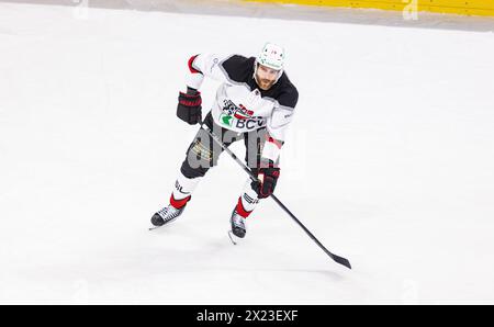 Zürich, Schweiz, 16. April 2024: #79 Joel Genazzi, Verteidiger Lausanne HC. (Quelle: DieBildmanufaktur/Andreas Haas) Stockfoto