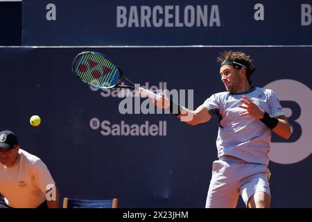 Barcelona, Spanien. April 2024. Casper Ruud in Aktion während des Barcelona Open Banc de Sabadell Tennis Turniers im Reial Club de Tennis Barcelona in Barcelona, Spanien. Quelle: Christian Bertrand/Alamy Live News Stockfoto