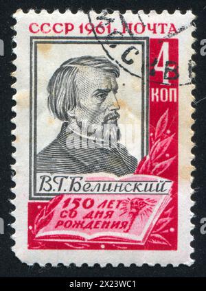 RUSSLAND - CA. 1961: Briefmarke gedruckt von Russland, zeigt Vissarion Belinski, Autor, ca. 1961 Stockfoto