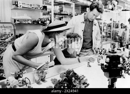 Helen Shaver, Harley Cross, Martin Sheen, am Set des Films „The Believers“, Takashi Seido, Orion Pictures, 1987 Stockfoto