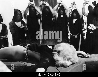 Sandra Dee, am Set des Films The Dunwich Horror, American International Pictures, 1970 Stockfoto