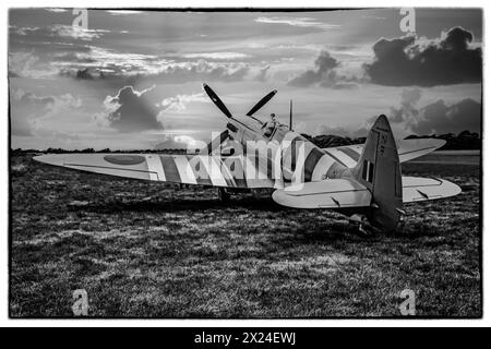 Spitfire Aus Dem 2. Weltkrieg. Fotoaufklärung Mark 11 in D-Day-Markierungen. Stockfoto