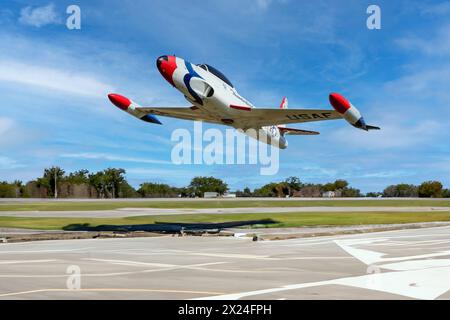 T33 Thunderbird vor dem Sun n Fun Florida Air Museum in Lakeland Stockfoto