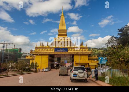 BOTEN, LAOS - 14. NOVEMBER 2019: Ansicht der laotischen Migration des Grenzpostens Mohan-Boten, Laos Stockfoto