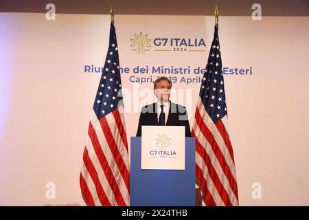 Capri, Kampanien, Italien. April 2024. Antony John Blinken, Außenminister der Vereinigten Staaten, spricht auf der Pressekonferenz bei der Abschlussarbeit am dritten Tag der G7-Außenminister über die Politik, die die Vereinigten Staaten von Amerika und seine Partner zur Deeskalation des Konflikts im Nahen Osten verfolgen werden. (Kreditbild: © Pasquale Gargano/Pacific Press via ZUMA Press Wire) NUR REDAKTIONELLE VERWENDUNG! Nicht für kommerzielle ZWECKE! Quelle: ZUMA Press, Inc./Alamy Live News Stockfoto