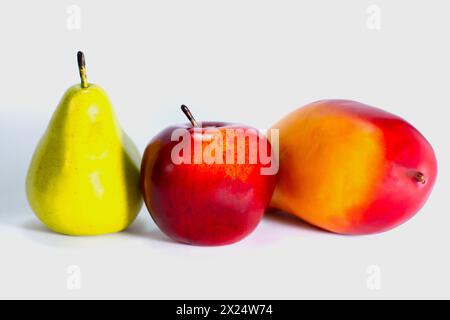 Leckere Früchte der Saison, ich schicke Apfel und Birne. Stockfoto