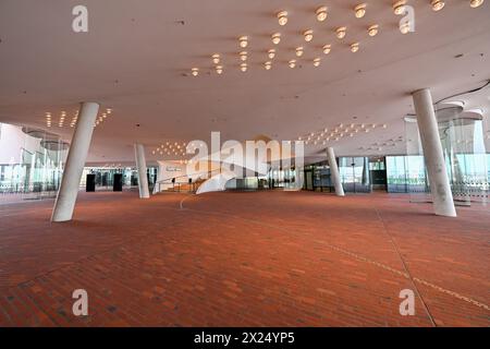 Hamburg, Deutschland - 14. Juli 2023: Elbphilharmonie (Konzertsaal) in Hamburg Stockfoto