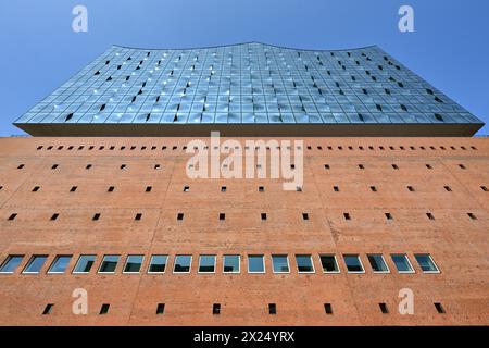 Hamburg, Deutschland - 14. Juli 2023: Elbphilharmonie (Konzertsaal) in Hamburg Stockfoto