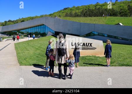 Lascaux IV, International Center for Cave Art (Centre international de l'Art pariétal), präsentiert unter anderem ein vollständiges Faksimile aller d Stockfoto