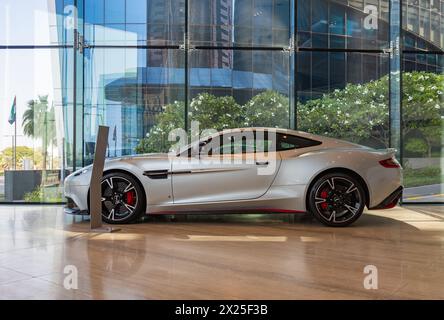 Ein Bild eines silbernen Aston Martin Vanquish S. Stockfoto
