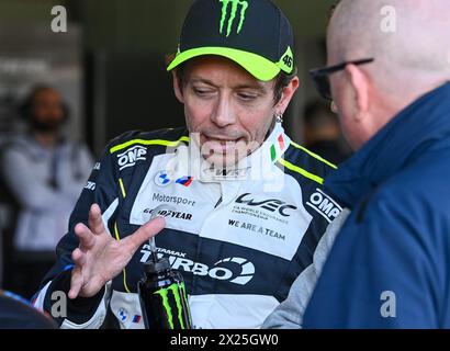 Imola, Frankreich. April 2024. © PHOTOPQR/OUEST FRANCE/Franck Dubray ; Imola ; 19/04/2024 ; Sport Automobile WEC championnat du Monde d' Endurance sur le Circuit d' Imola en Italie. TEAM WRT BMW Nr. 46 Pilotée par Valentino Rossi (Foto Franck Dubray) Imola; 19.04.2024; Sportwagen WEC-Weltmeisterschaft auf der Strecke Imola in Italien. Quelle: MAXPPP/Alamy Live News Stockfoto