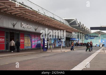 Birmingham Airport, England 19. April 2024 - GV's vom Birmingham BHX Airport in England. Quelle: Stop Press Media/Alamy Live News Stockfoto