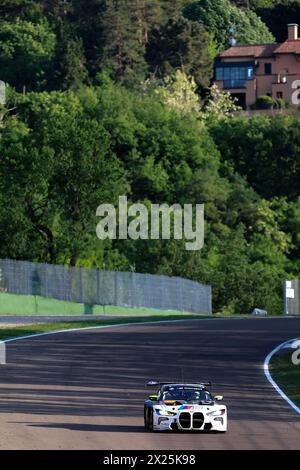 Imola, Italien, 19. April 2024, #46 Team WRT (Bel) BMW M4 GT3 (LMGT3) Valentino Rossi (Ita) / Ahmad Al Harthy (OMN) / Maxime Martin (Bel)Ê während der 6 Stunden von Imola, zweites Rennen der FIA Langstrecken-Weltmeisterschaft 2024 (FIA WEC) auf der Autodromo Internazionale Enzo e Dino Ferrari vom 18. bis 21. April 2024 in Imola, Italien - Foto Bruno Vandevelop/MPS Agency Credit MPS Agency/Alamy Live News Stockfoto