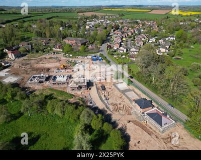Sutton St Nicholas Herefordshire Vereinigtes Königreich - 24 Neubauhäuser Baustelle in ländlicher Dorferweiterung in der Nähe von Hereford - Foto April 2024 Stockfoto