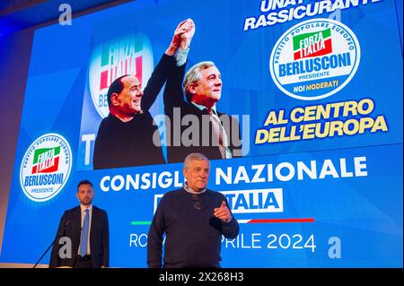 Roma, Italien. April 2024. Consiglio Nazionale Forza Italia al Hotel Parco dei Principi Roma. Nella foto il Segretario Antonio Tajani - Roma, Italia - Sabato 20. April 2024 (Foto Valentina Stefanelli/LaPresse) Forza Italia National Council im Hotel Parco dei Principi Rome. Auf dem Foto, Sekretär Antonio Tajani während seiner Rede und der Ankündigung seiner Kandidatur bei den Europawahlen - Rom, Italien - Samstag, 20. April 2024 (Foto Valentina Stefanelli/LaPresse) Credit: LaPresse/Alamy Live News Stockfoto