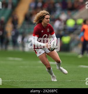 Twickenham, Großbritannien. April 2024. Ellie Kildunne of England Women wärmt sich beim Womens' Six Nations Spiel zwischen England Women und Ireland Women am 20. April 2024 im Twickenham Stadium auf. Foto von Ken Sparks. Nur redaktionelle Verwendung, Lizenz für kommerzielle Nutzung erforderlich. Keine Verwendung bei Wetten, Spielen oder Publikationen eines einzelnen Clubs/einer Liga/eines Spielers. Quelle: UK Sports Pics Ltd/Alamy Live News Stockfoto