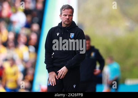 Mansfield, Großbritannien. April 2024. Gillingham-Manager Stephen Clemence beim SKY Bet EFL League 2 Spiel von Mansfield Town FC gegen Gillingham Town FC im One Call Stadium, Mansfield, England, Großbritannien am 20. April 2024 Credit: Every Second Media/Alamy Live News Stockfoto