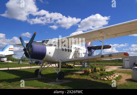 Antonov an-2 aus der Sowjetzeit im Repülőmúzeum, Aeropark, Budapest International Airport, Ungarn Stockfoto