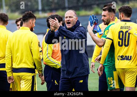 Ascoli Piceno, Italien. April 2024. Pierpaolo Bisoli (Modena) während des Spiels Ascoli Calcio vs Modena FC, italienischer Fußball Serie B in Ascoli Piceno, Italien, 20. April 2024 Credit: Independent Photo Agency/Alamy Live News Stockfoto