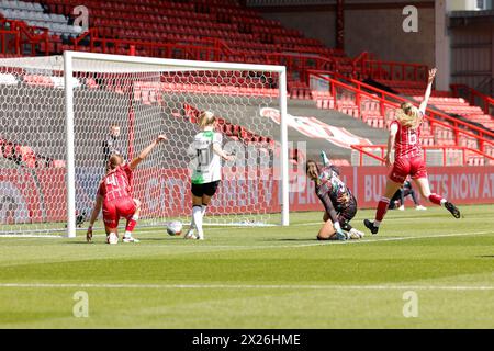 Bristol, England, 20. April 2024: Sophie Roman Haug (10 Liverpool) hat ein Tor während des FA Womens Super League Spiels zwischen Bristol City und Liverpool FC in Ashton Gate (Promediapix/SPP) Stockfoto