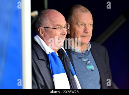 Der legendäre Fußballtrainer Sven-Goran „Svennis“ Eriksson wird vor dem Fußballspiel am Samstag zwischen IFK Göteborg und IFK Norrköping in Gaml gefeiert Stockfoto