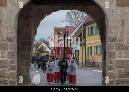 Historischer Karfreitagszug für 350 Jahre mit lebensgroßen Holzschnitzereien aus dem 18. Jahrhundert, Neunkirchen am Brand, Mittelfranken Stockfoto