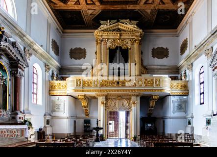 Orgel, Kathedrale Kirche St. George, St. JURI mit dem hohen Glockenturm, j, 17. Jahrhundert, Hafenstadt Piran an der Adriaküste mit Venezianer Stockfoto
