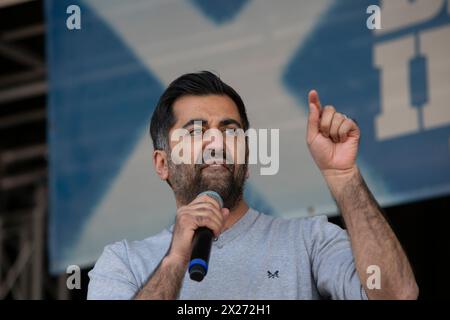 Glasgow, Schottland, 20. April 2024. Believe in Scotland Pro-Independence-Kundgebung mit dem Ersten Minister Humza Yousaf von der Scottish National Party am 20. April 2024 in Glasgow, Schottland. Quelle: Jeremy Sutton-Hibbert/ Alamy Live News. Stockfoto