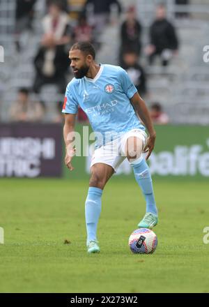 Parramatta, Australien. April 2024. Georges Marie Samuel Souprayen vom Melbourne City FC wird während des Spiels der Isuzu UTE A-League 2023-24 in der Runde 25 zwischen Western Sydney Wanderers FC und Melbourne City FC im CommBank Stadium in Aktion gesehen. Endergebnis: Melbourne City FC 2:1 Western Sydney Wanderers FC. Quelle: SOPA Images Limited/Alamy Live News Stockfoto